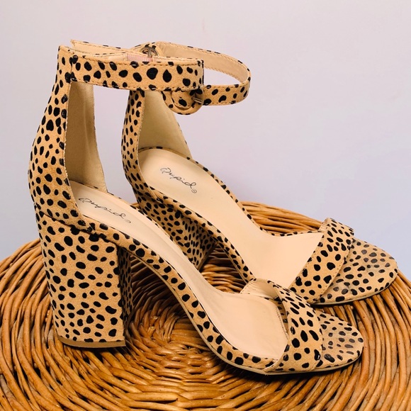 Qupid Shoes - Strap Heels